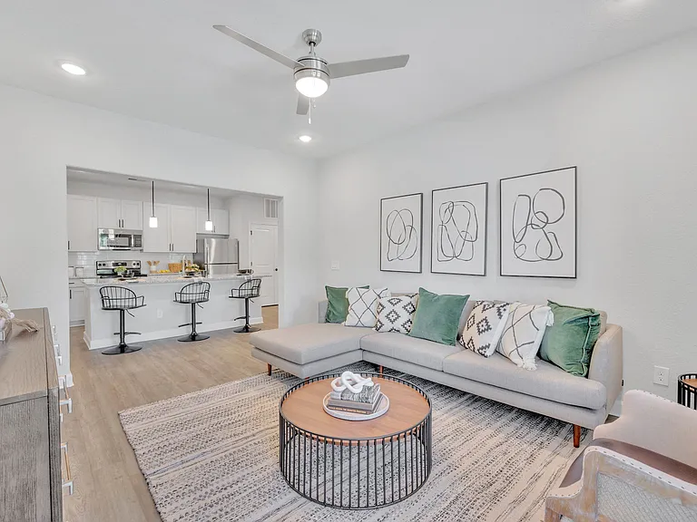 Swiftwater Apartments — Photo 32