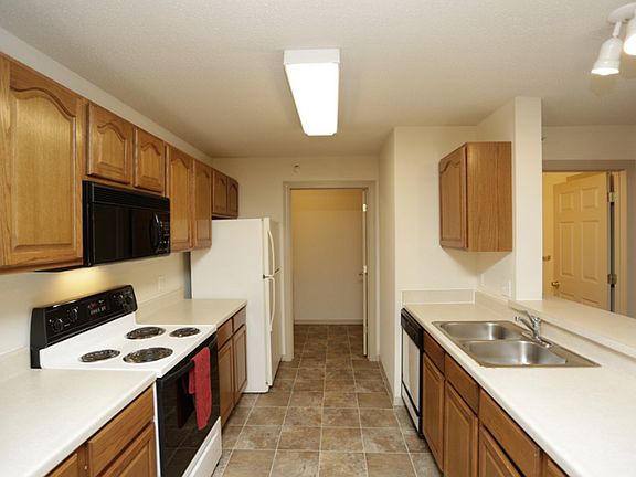 2nd image of 300 Dakota Dunes Blvd #5af72b121