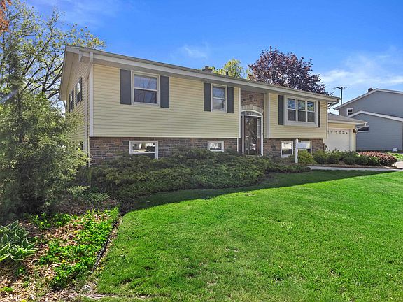 2nd image of 219 Greenmeadow Dr