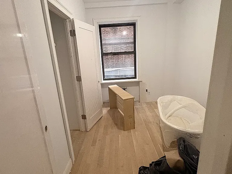 115 E 82nd St #1CD — Photo 5