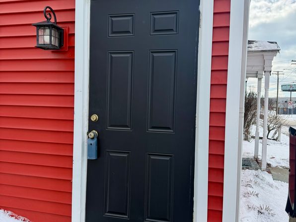 1185 Linden Ave Floor 2