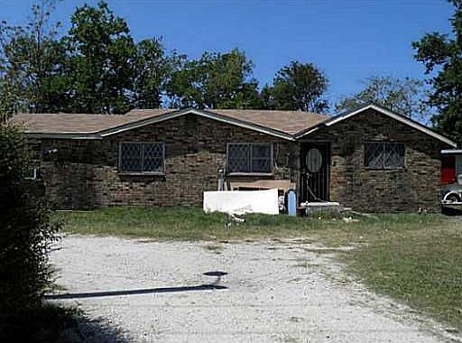 4th image of 6220 Raymond Stotzer Pkwy