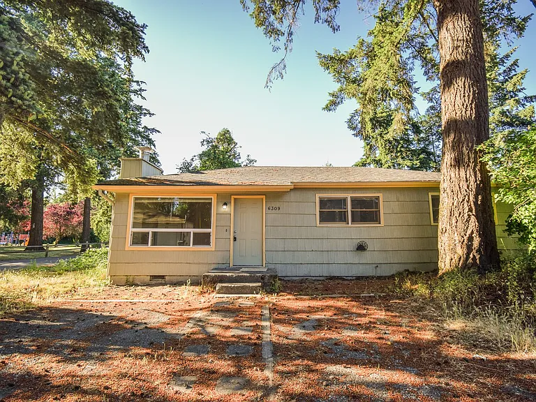 6309 SE Overland St — Photo 23