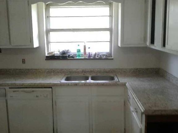 5th image of 805 Lincoln Ave