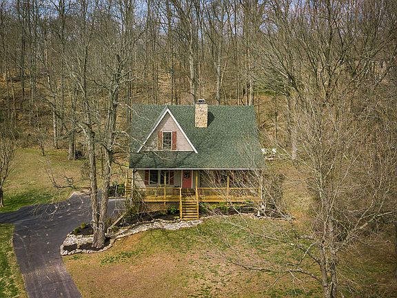 2nd image of 3850 Crandall Station Rd NE