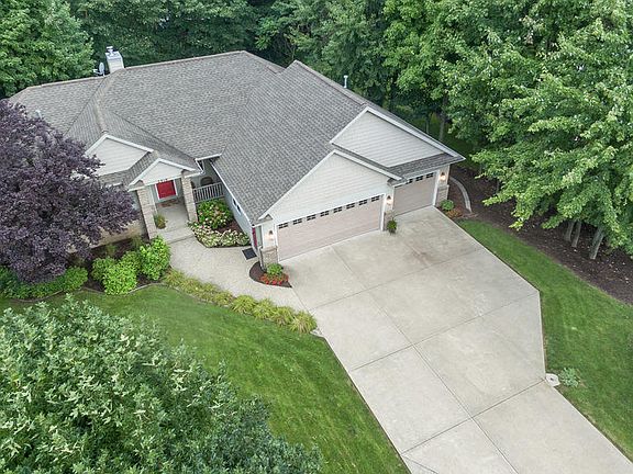 4th image of 2919 Foxboro Ln