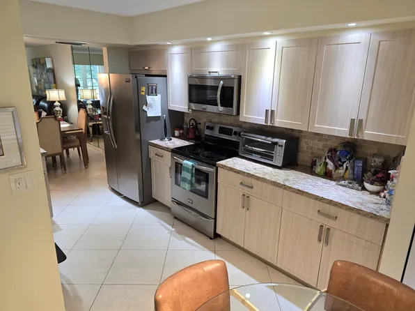 1501 CAYMAN Way #K2, Coconut Creek, FL 33066