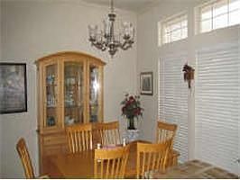 3rd image of 200 Parkview Dr