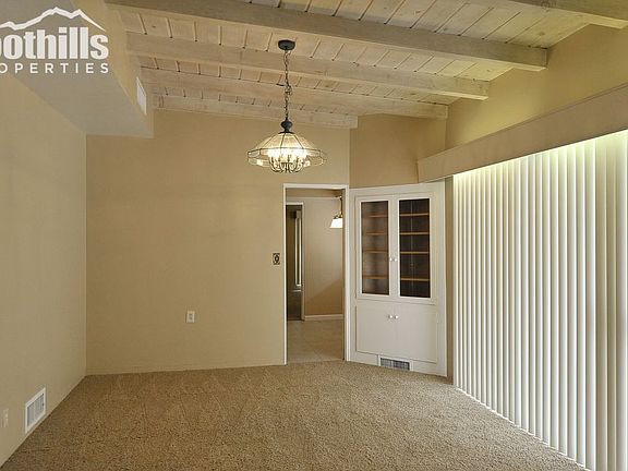 5th image of 975 W Samalayuca Dr