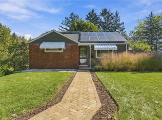 8058 Manville Dr, Pittsburgh, PA 15237