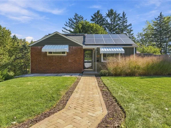 8058 Manville Dr, Pittsburgh, PA 15237