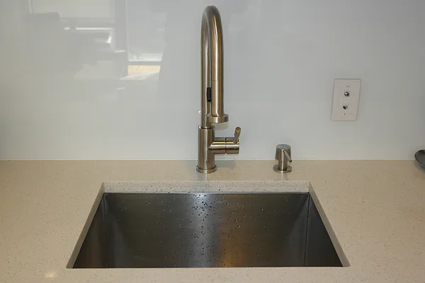 Rented by Consortio Funding LLC | media 18
