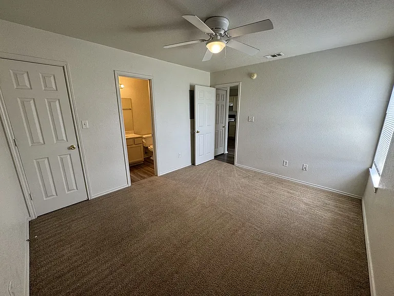2901 Cantabrian Dr — Photo 12