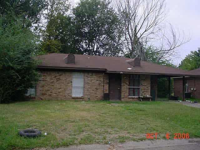 2nd image of 316 Grover Cleveland Cir