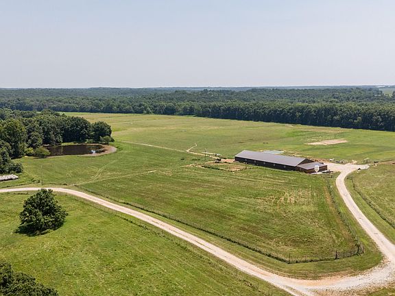 4th image of 1059 NE 100th Road #T1
