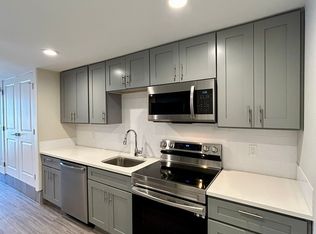 5004 SE 38th Ave #B, Portland, OR 97202