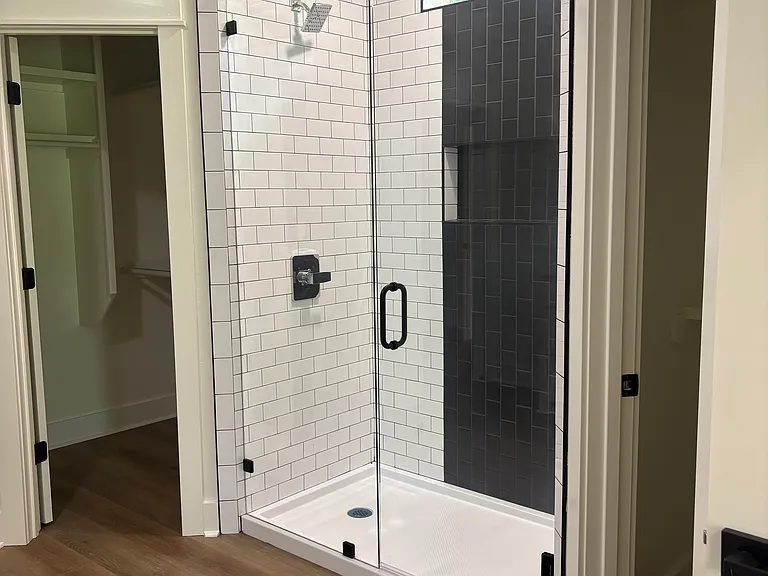 706 N Cedar St — Photo 11