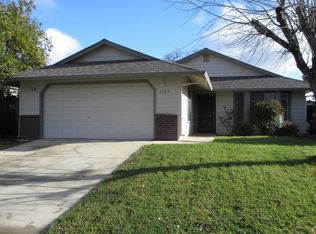1583 Lacey Ln, Redding, CA 96003