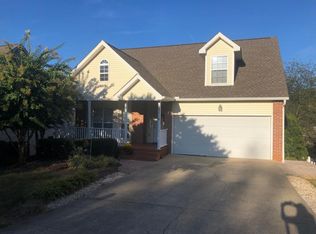 4014 Glaze Rd, Johnson City, TN 37601