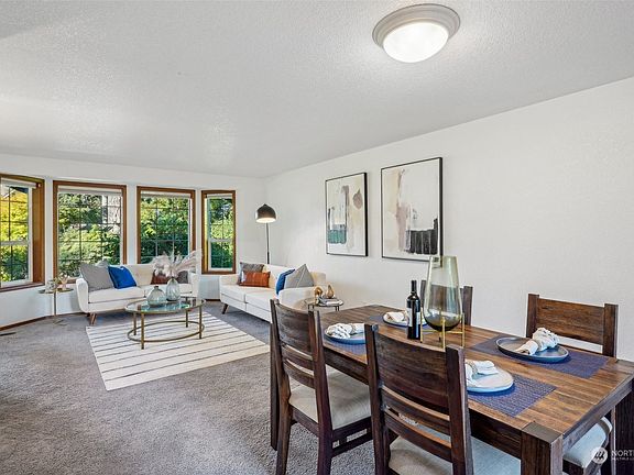 5th image of 16405 87th Avenue E