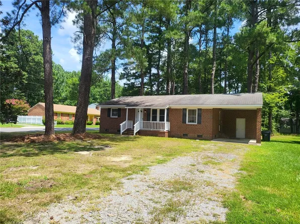 201 Harrison St, Franklin, VA 23851