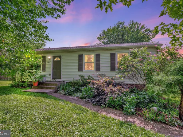 11803 Oakdale Ct, Locust Grove, VA 22508