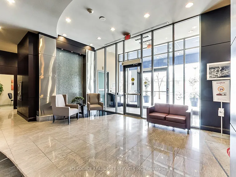 51 Lower Simcoe St #607 — Photo 27