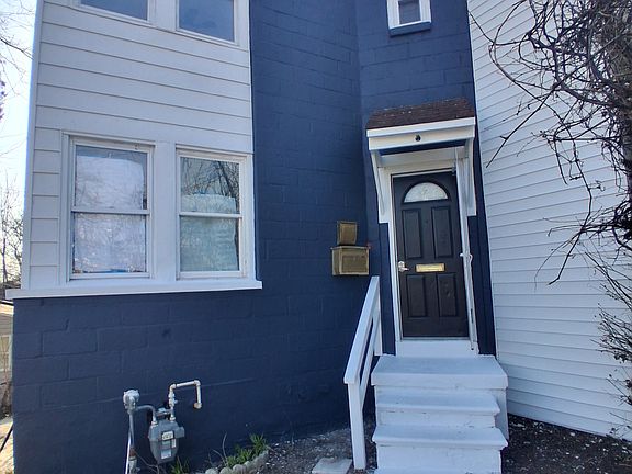 2nd image of 515 Cherry Hill Rd