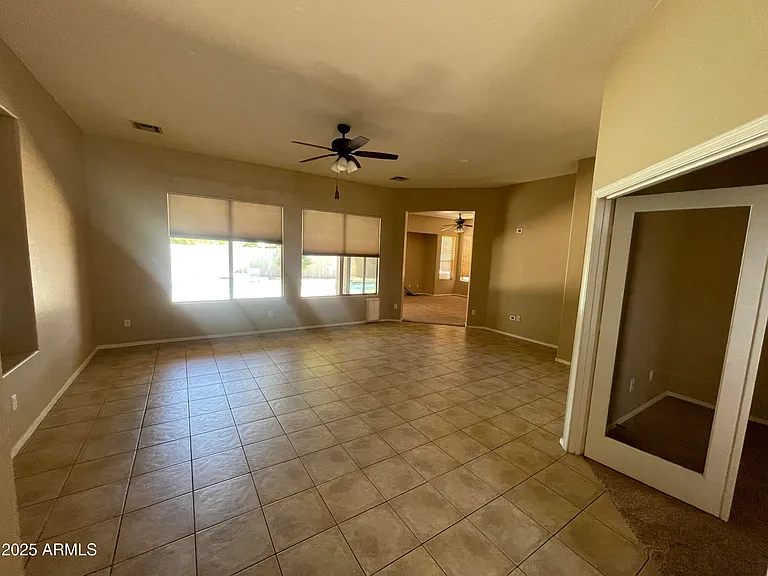 1680 W Saragosa St — Photo 5