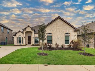 5821 Humber Ln, Aubrey, TX 76227