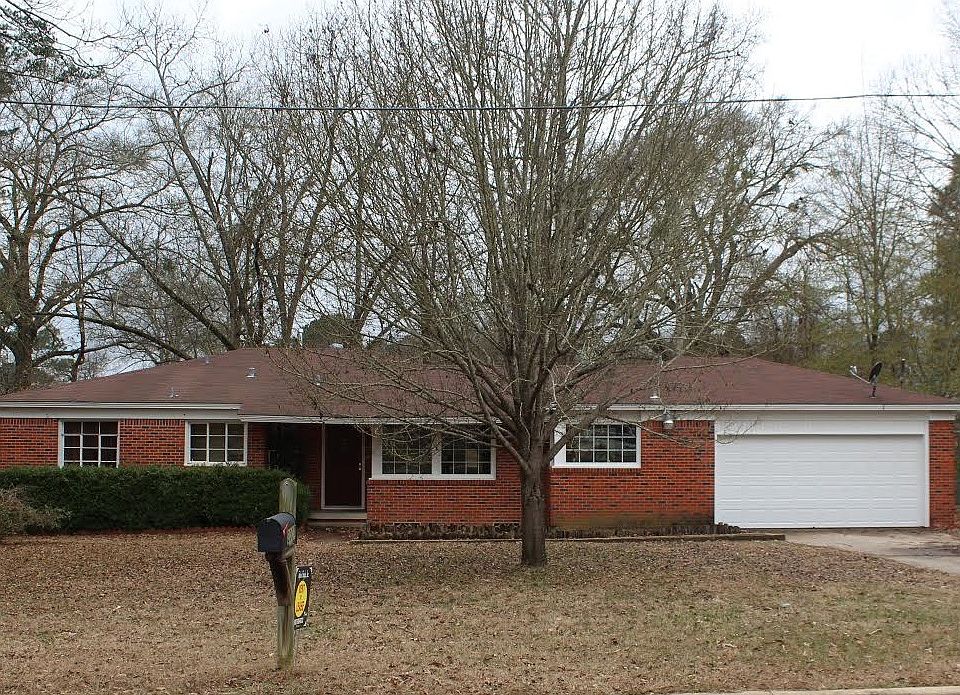 1st image of 3007 Pine Cove St #House