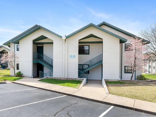 2700 Green Mountain Drive #2 BLDG 15, Branson, MO 65616