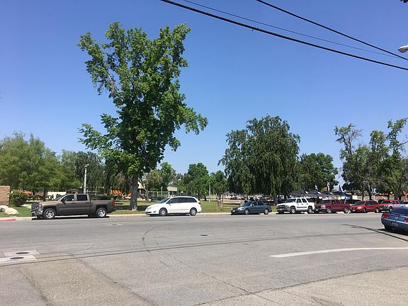 Neighborhood park just across the street