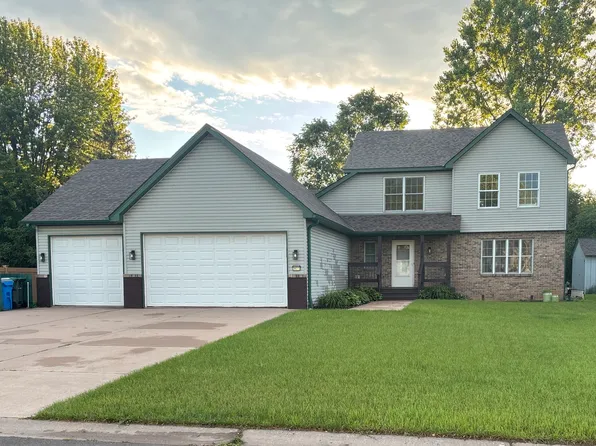38272 Branch Ave, North Branch, MN 55056