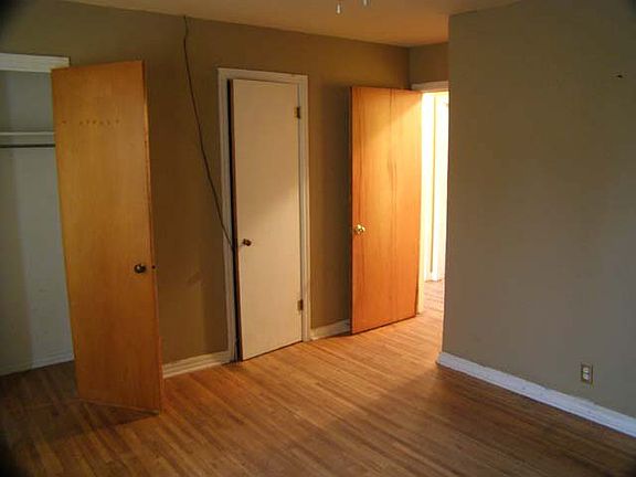 5th image of 1407 E 12th St