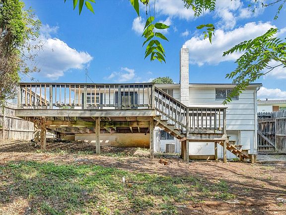 4th image of 3453 Westmoreland Dr