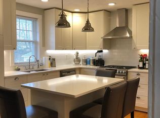 68 1st St #2, Melrose, MA 02176