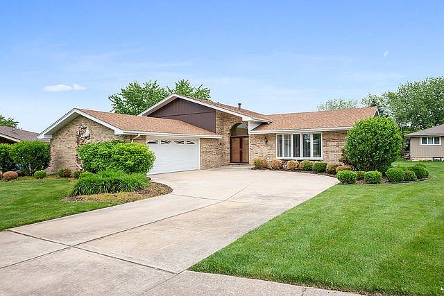 1st image of 14611 S Palomino Ct