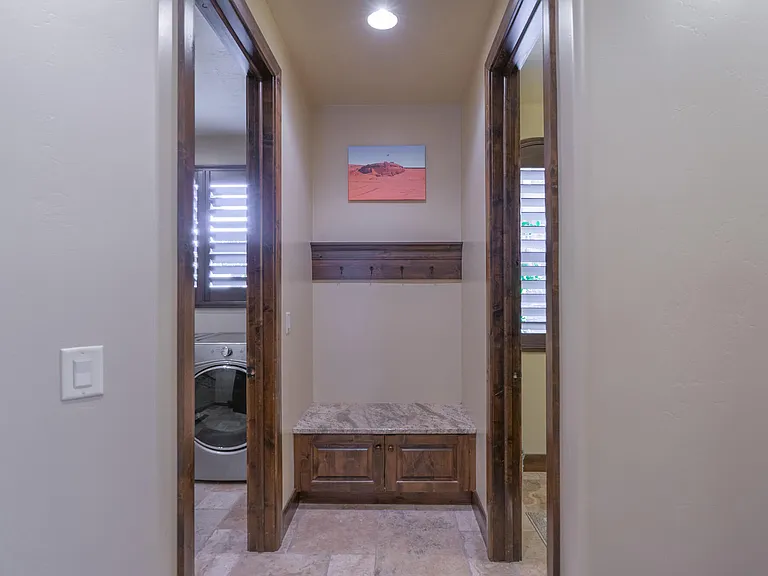 2732 S 4010 W — Photo 25