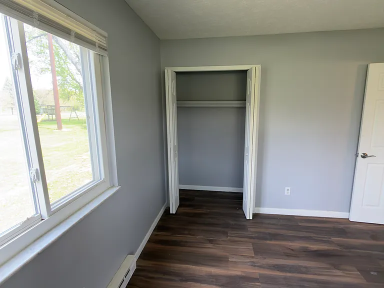 476 N Burkhart Rd — Photo 15
