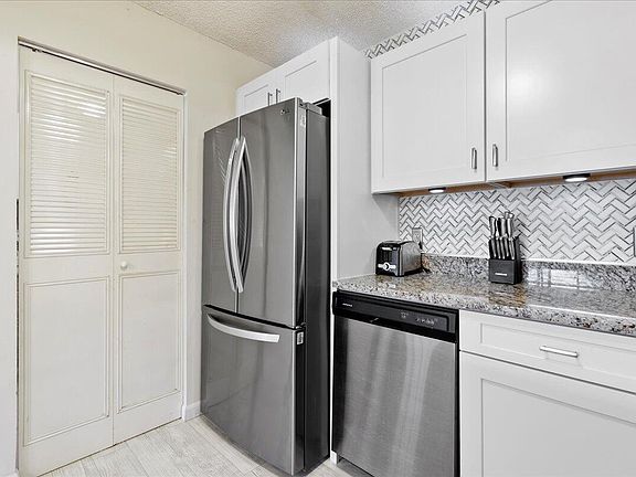 3rd image of 5991 Pine Cone Court #A-1