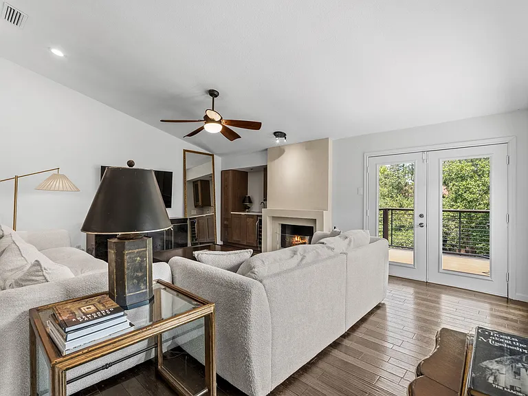 6124 Summer Creek Cir — Photo 11