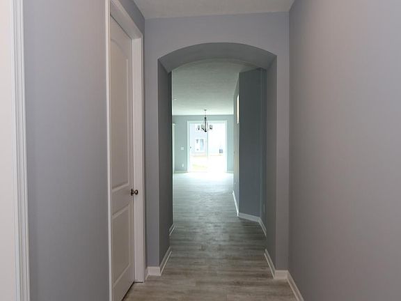 2nd image of 4124 Presidents Way