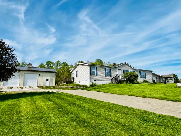 120 Brinegar Dr, Springville, IN 47462