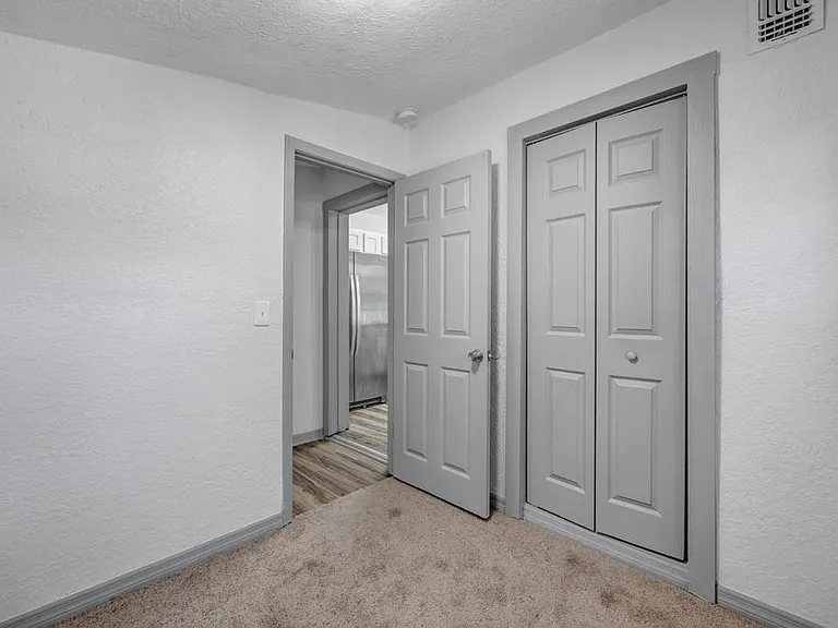 8025 Paul Jones Dr — Photo 16