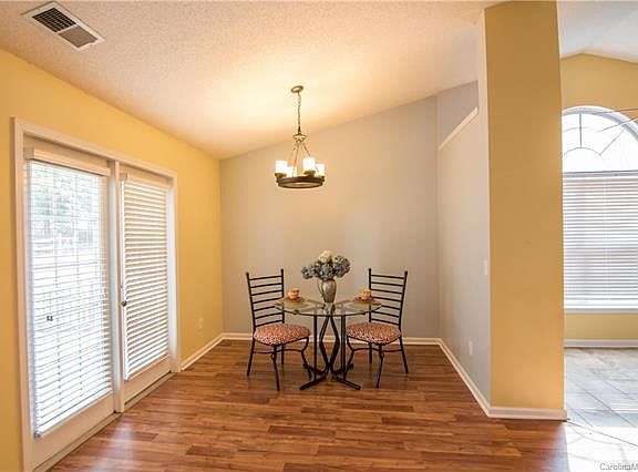 5th image of 6334 Tunston Ln