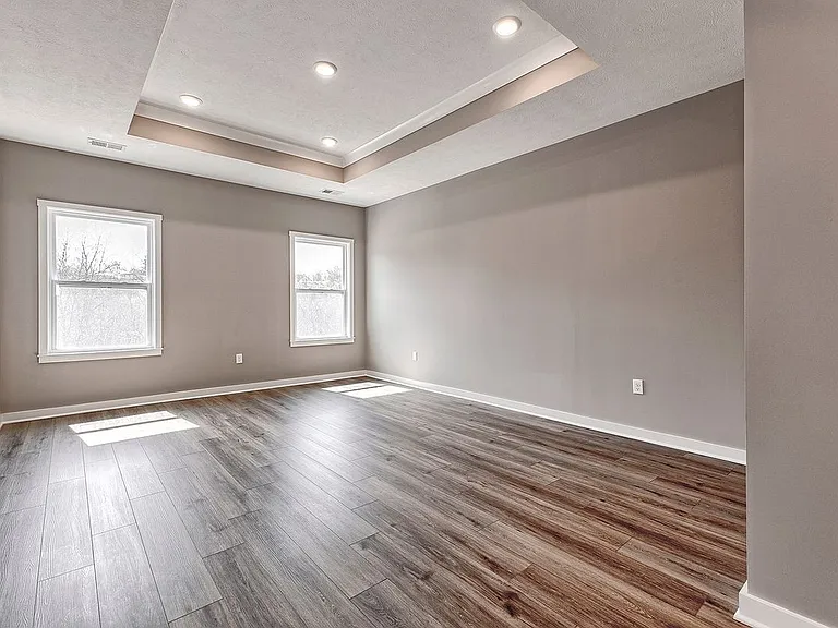 287 Olivia Dr — Photo 4