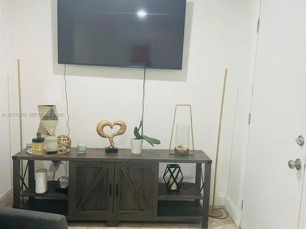 3800 SW 102nd Ave APT 206, Miami, FL 33165