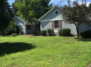 45 Redwood Ln, Freehold, NJ 07728