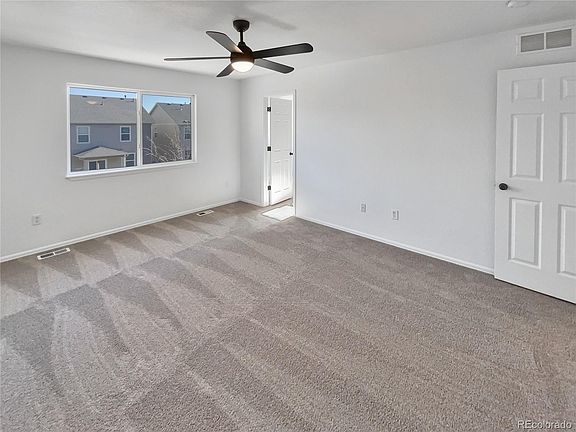 4th image of 424 Iron Street